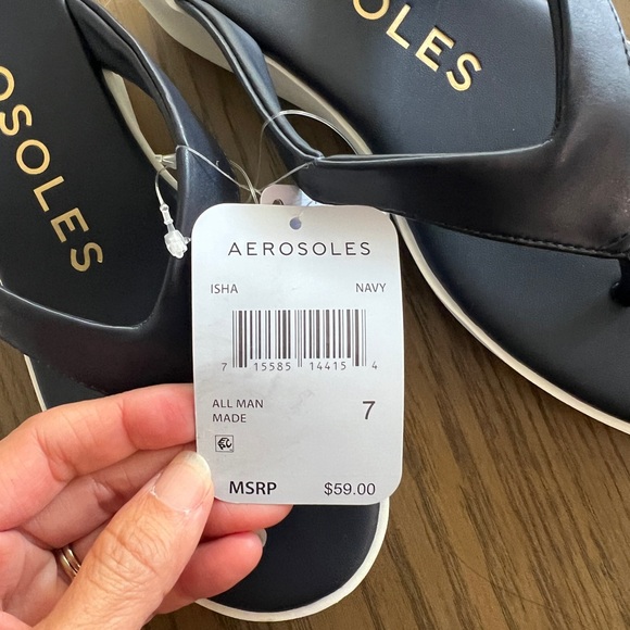 AEROSOLES Black and White Sandals with Comfort and Style - Picture 6 of 7